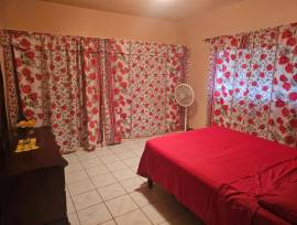 House for Rent St. James, Half Moon