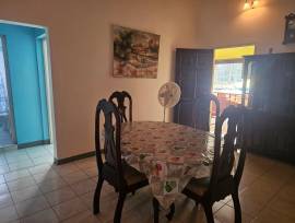 House for Rent St. James, Half Moon