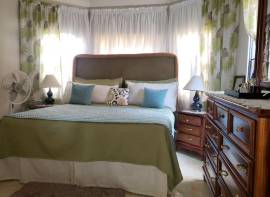 House for Sale Kingston & St. Andrew, Essex Hall P