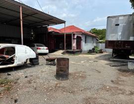 Commercial Bldg/Offices for Sale Kingston & St. An