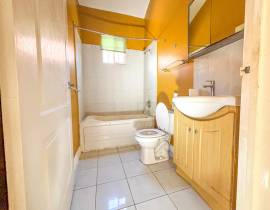 House for Rent St. Catherine, Portmore Pines