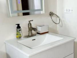 House for Rent St. Catherine, Gutters