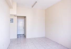 Commercial Bldg/Offices for Rent St. James, Monteg