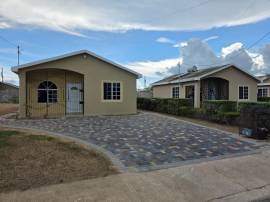 House for Rent St. Catherine, Phoenix Park