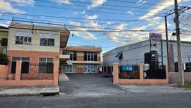 Commercial Bldg/Offices for Rent St. Catherine, Gr
