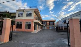 Commercial Bldg/Offices for Rent St. Catherine, Gr