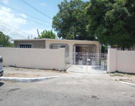 House for Rent St. Catherine, Ensom City