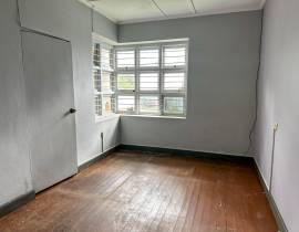 Commercial Bldg/Offices for Rent Manchester, Mande