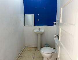 Commercial Bldg/Offices for Rent Manchester, Mande