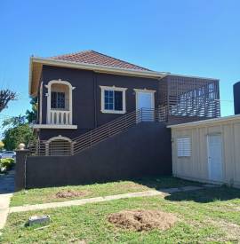 House for Rent St. Catherine, Christian Meadows