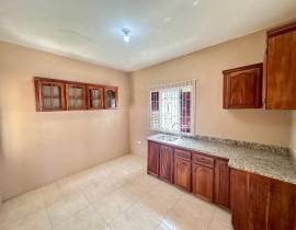 Apartment for Rent St. James, Lilliput
