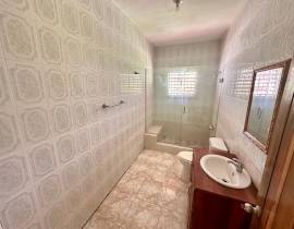 Apartment for Rent St. James, Lilliput