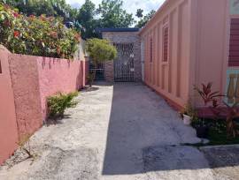 House for Rent St. Catherine, Portmore Pines