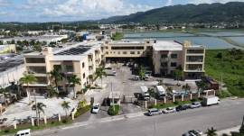 Commercial Bldg/Offices for Rent St. James, Monteg