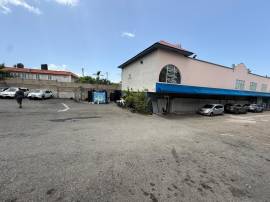 Commercial Bldg/Offices for Rent Kingston & St. An