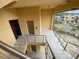 Commercial Bldg/Offices for Rent St. James, Monteg