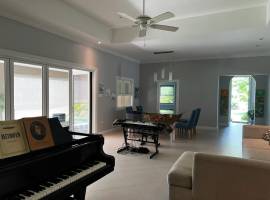 House for Rent St. James, Reading