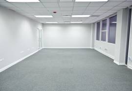 Commercial Bldg/Offices for Rent St. James, Monteg