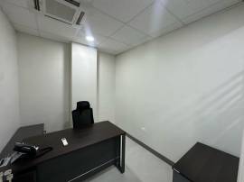 Commercial Bldg/Offices for Rent Kingston & St. An