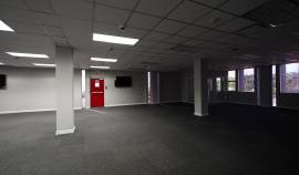 Commercial Bldg/Offices for Rent St. James, Monteg