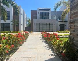 Townhouse for Rent St. Ann, Discovery Bay