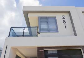 Townhouse for Rent St. Ann, Richmond