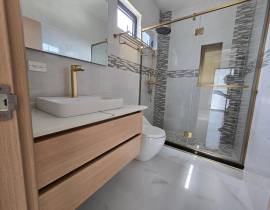 Apartment for Rent St. Ann, Laughlands