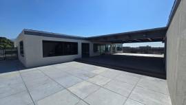 Commercial Bldg/Offices for Rent Kingston & St. An