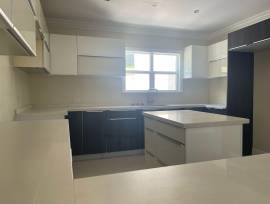 House for Rent St. James, Reading