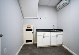 Commercial Bldg/Offices for Rent Kingston & St. An