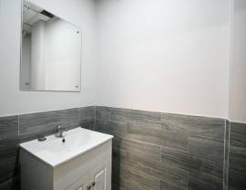 Commercial Bldg/Offices for Rent Kingston & St. An