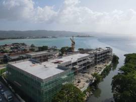 Commercial Bldg/Offices for Rent St. James, Monteg