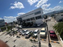 Commercial Bldg/Offices for Rent St. James, Monteg